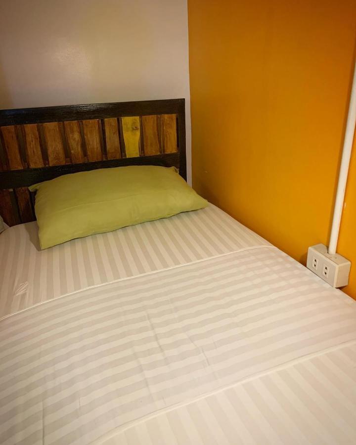 Moon Fools Hostel Panglao Exterior photo